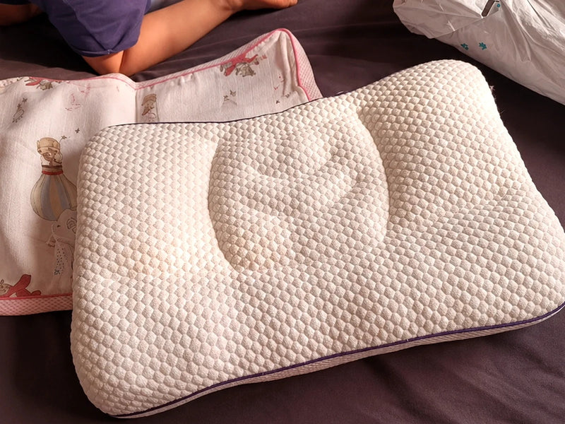 Foto de cliente: almohada Pioupiou sobre una cama infantil
